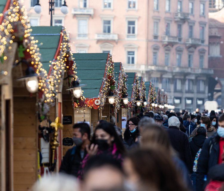 31 milioni gli italiani a caccia di regali nei mercatini