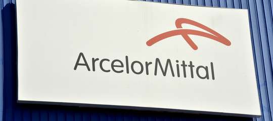 Bilancio in rosso per ArcelorMittal, che taglia la produzione in Europa