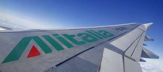 Il decreto Alitalia è “inammissibile” e non confluirà nella manovra