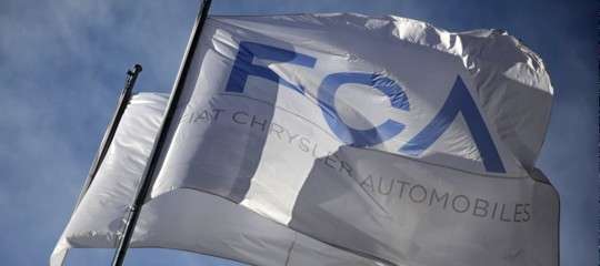 In corso colloqui tra Fca e Peugeot per una fusione da 50 miliardi di dollari