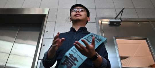 “Inaccettabile ingerenza”. La Farnesina replica all’attacco cinese su Joshua Wong