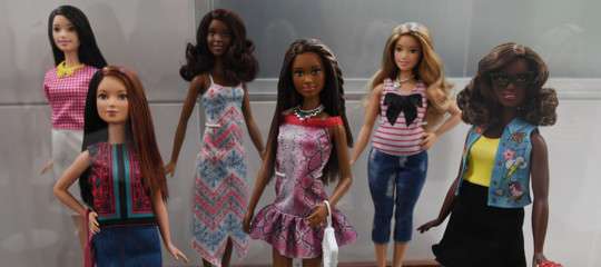 La Barbie unisex lanciata dalla Mattel