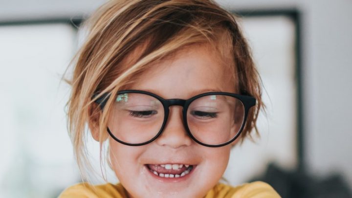 Suggerimenti per acquistare gli occhiali per bambini