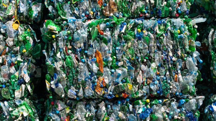 Riciclare plastica paga. Cresce il fatturato del settore