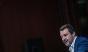 Salvini alza tensione. Stop agli sbarchi o è difficile restare al governo