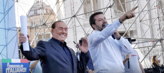 Salvini e Berlusconi vogliono una federazione di centrodestra al Governo